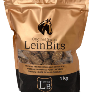 Die LeinBits vereinen 100 % Schweizer Handarbeit mit rein natürlichen Zutaten wie Leinsamen und Karotten zu einem unwiderstehlichen Premium-Leckerbissen, dem Sie und Ihr Pferd blind vertrauen können.