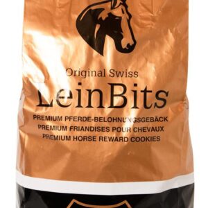 Die LeinBits vereinen 100 % Schweizer Handarbeit mit rein natürlichen Zutaten wie Leinsamen und Karotten zu einem unwiderstehlichen Premium-Leckerbissen, dem Sie und Ihr Pferd blind vertrauen können.